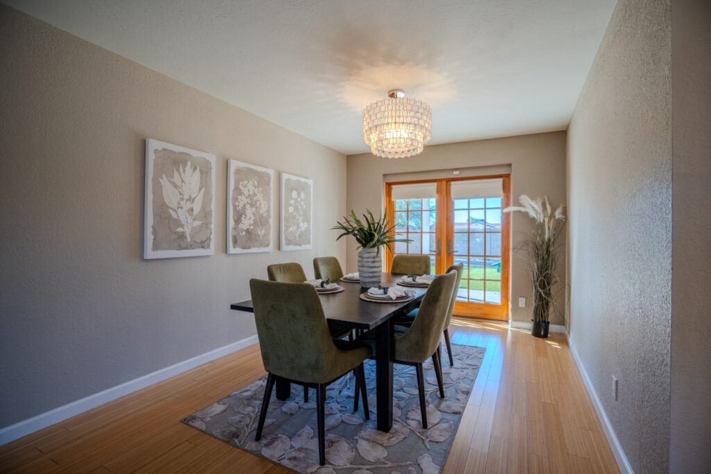 Dining Room Large