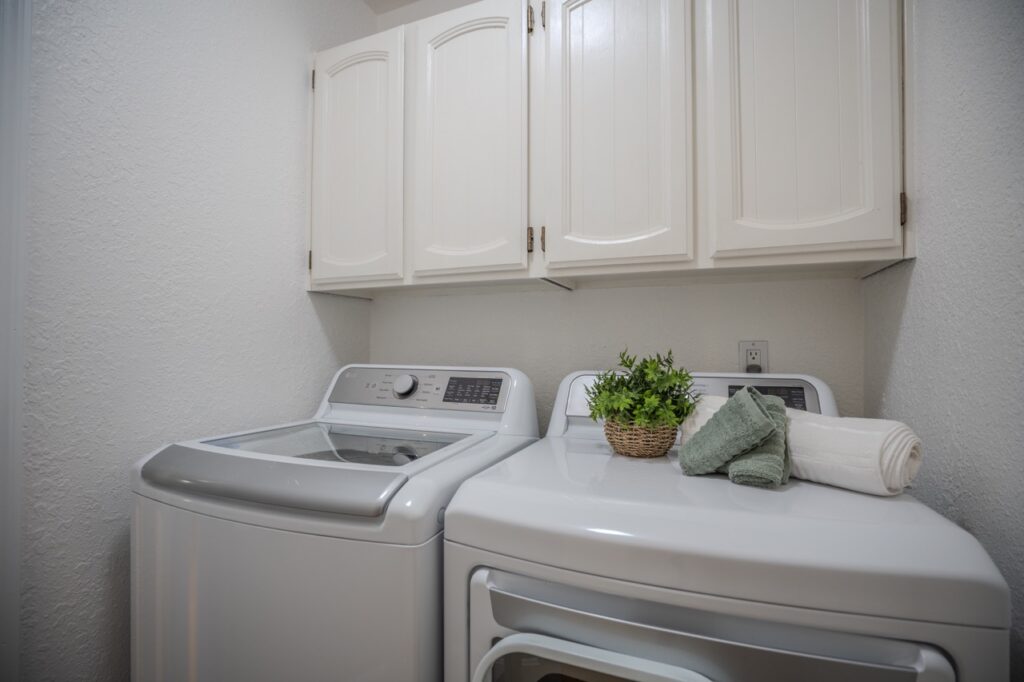 Laundry Room Large